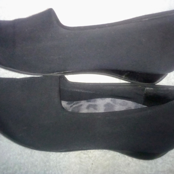 Vionic Powell Slip-On Black Stretch Fabric Low Wedge Heel Shoe. - Picture 7 of 7